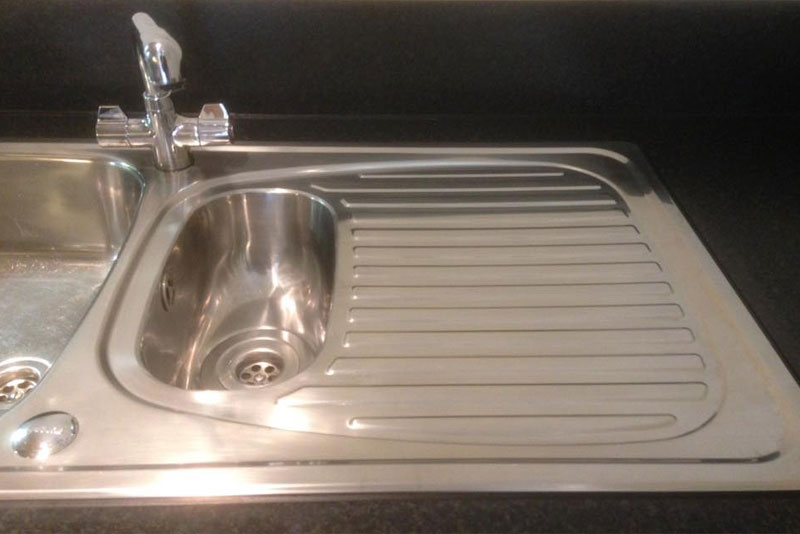 sink and draining board